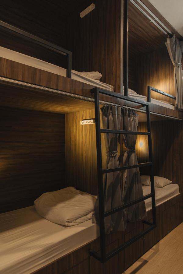 Hostel Urby Bangkok Eksteriør billede